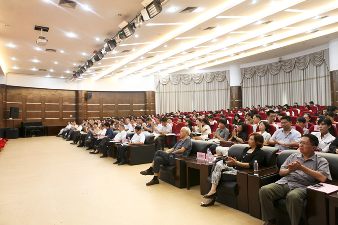 xc14101307.jpg